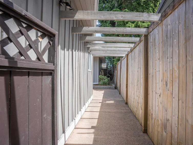 9714 131 Street, Surrey, BC, V3T 3P3 - 22