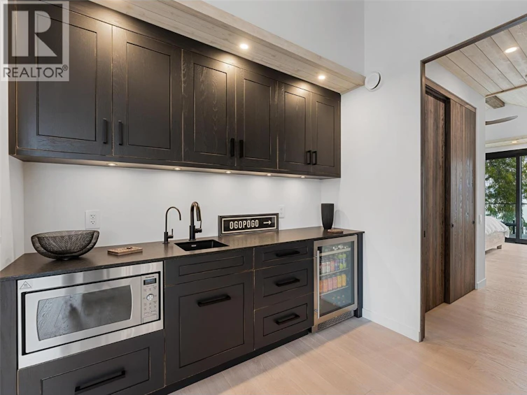 2641 Casa Loma Road, West Kelowna, BC, V1Z 1T6 - 44