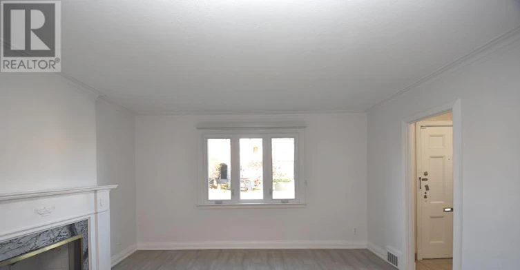 129 Felbrigg Avenue, Toronto, ON, M5M 2M6 - 4