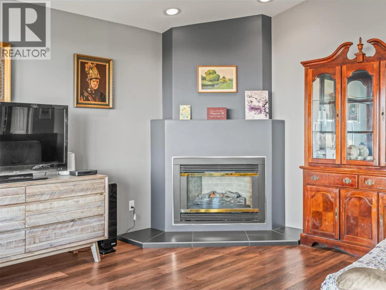 7079 Foothills Place, Vernon, BC, V1B 2Y4 - 7
