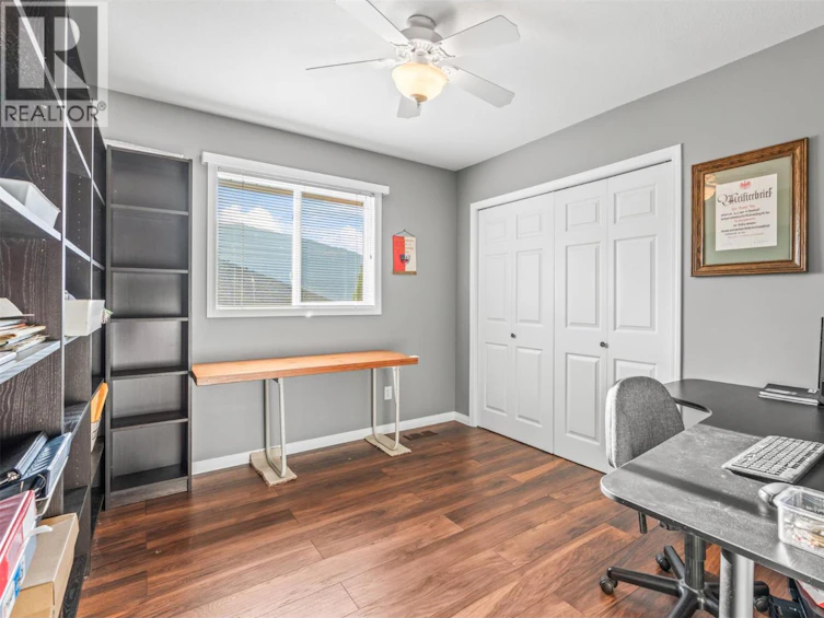 7079 Foothills Place, Vernon, BC, V1B 2Y4 - 18