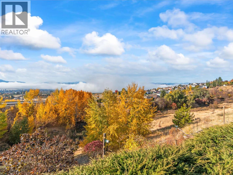 7079 Foothills Place, Vernon, BC, V1B 2Y4 - 34