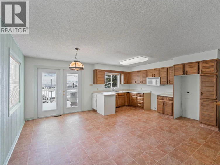 624 Cowan Street, Kamloops, BC, V2C 3G4 - 6