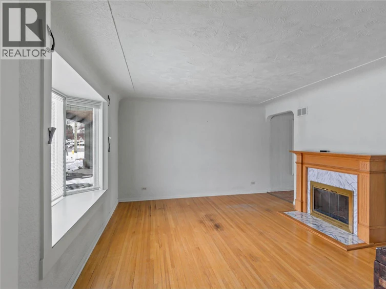 624 Cowan Street, Kamloops, BC, V2C 3G4 - 4