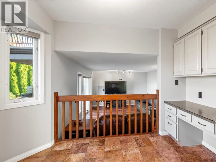 155 Westview Drive, Penticton, BC, V2A 7V9 - 12