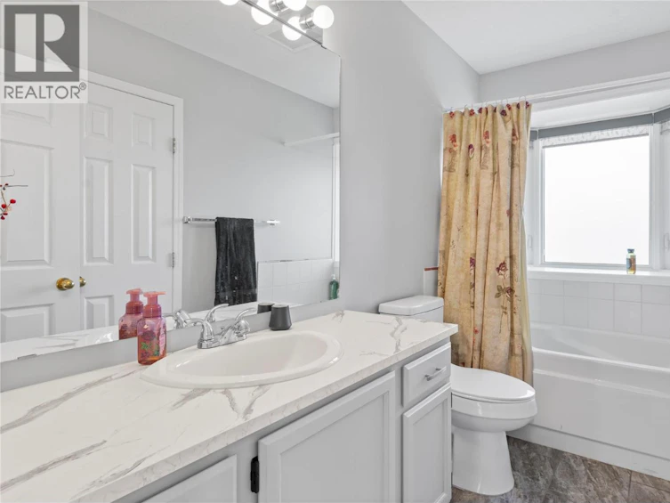 155 Westview Drive, Penticton, BC, V2A 7V9 - 21