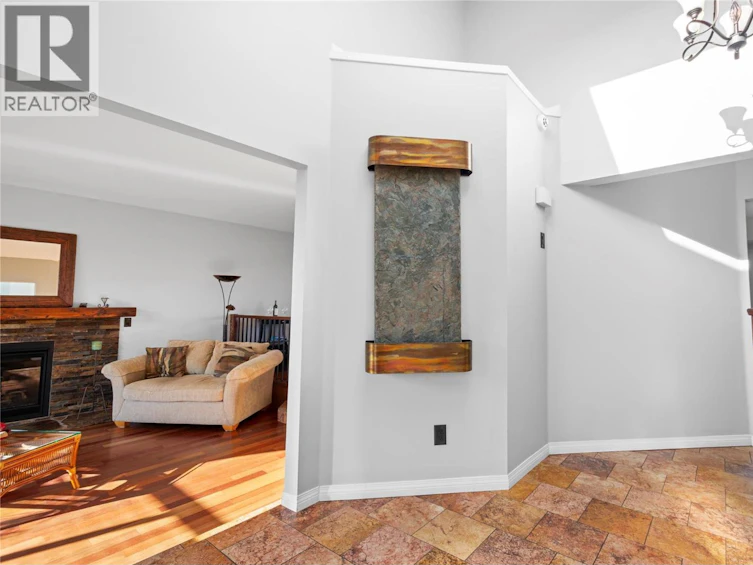 155 Westview Drive, Penticton, BC, V2A 7V9 - 4