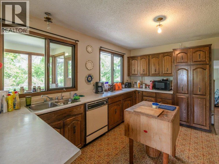 294 18 Road Road, Oliver, BC, V0H 1T1 - 7