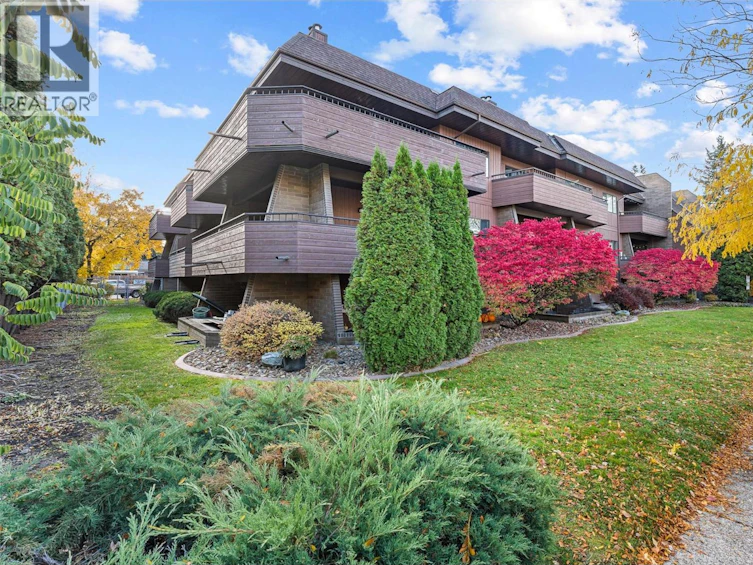 210-983 Bernard Avenue, Kelowna, BC, V1Y 6P7 - 2