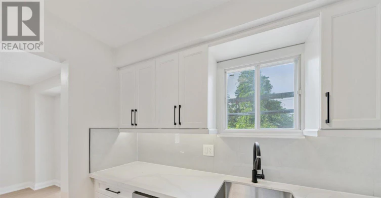 232 Kozlov Street, Barrie, ON, L4N 7H6 - 12
