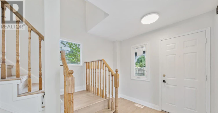 232 Kozlov Street, Barrie, ON, L4N 7H6 - 2