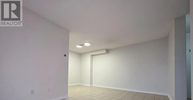 102-175 Hilda Avenue, Toronto, ON, M2M 1V8 - 4