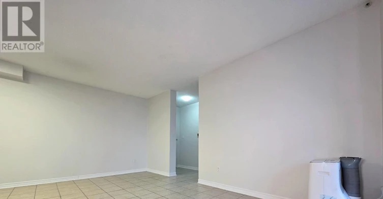 102-175 Hilda Avenue, Toronto, ON, M2M 1V8 - 5