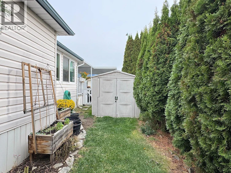 42-999 Burnaby Avenue, Penticton, BC, V2A 1G7 - 33