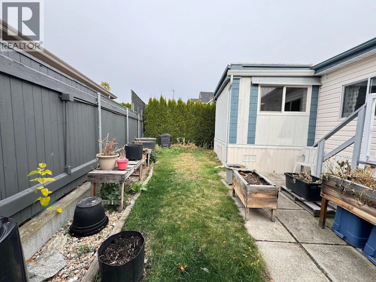 42-999 Burnaby Avenue, Penticton, BC, V2A 1G7 - 28