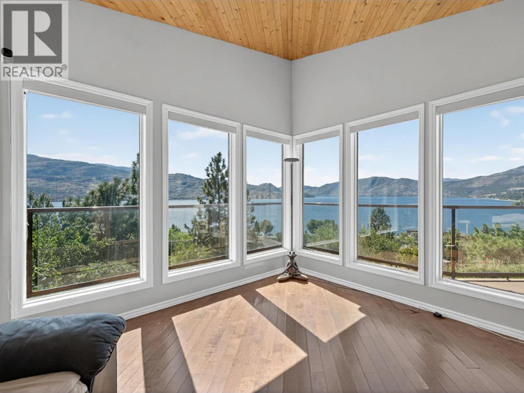 4105 3rd Avenue, Peachland, BC, V0H 1X5 - 4