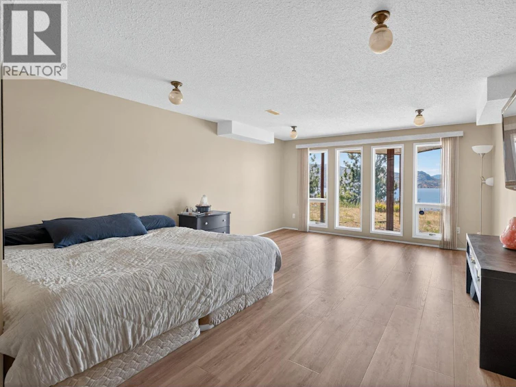 4105 3rd Avenue, Peachland, BC, V0H 1X5 - 34
