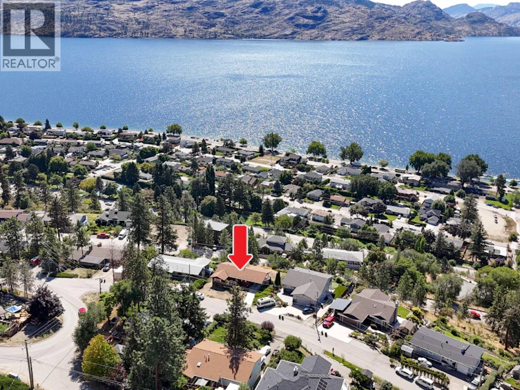 4105 3rd Avenue, Peachland, BC, V0H 1X5 - 2