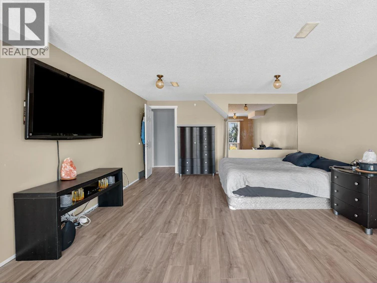 4105 3rd Avenue, Peachland, BC, V0H 1X5 - 36