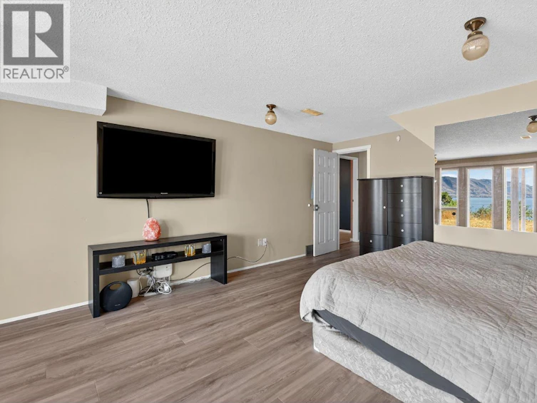 4105 3rd Avenue, Peachland, BC, V0H 1X5 - 37