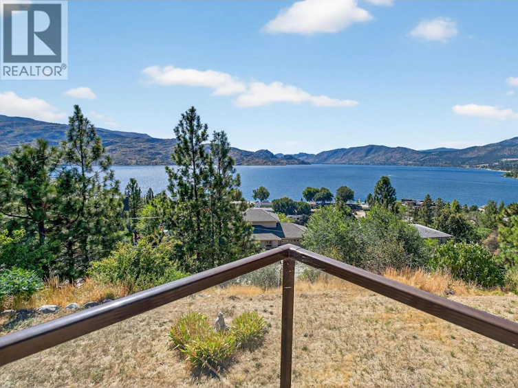 4105 3rd Avenue, Peachland, BC, V0H 1X5 - 41