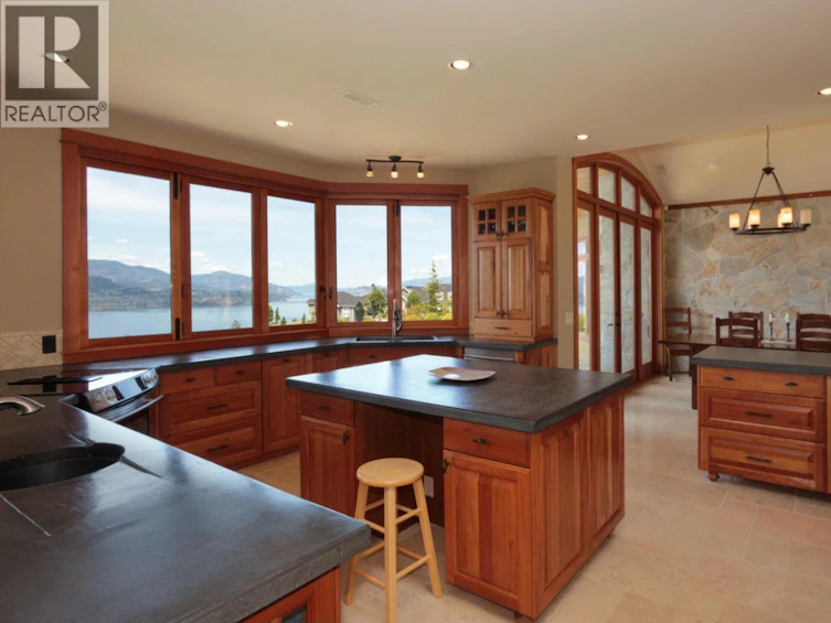 105 Timberline Road, Kelowna, BC, V1W 4J6 - 27