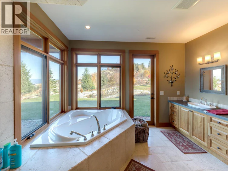 105 Timberline Road, Kelowna, BC, V1W 4J6 - 39