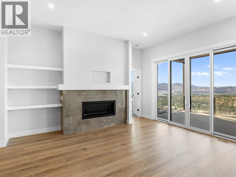 1018 Emslie Street, Kelowna, BC, V1W 5J1 - 26