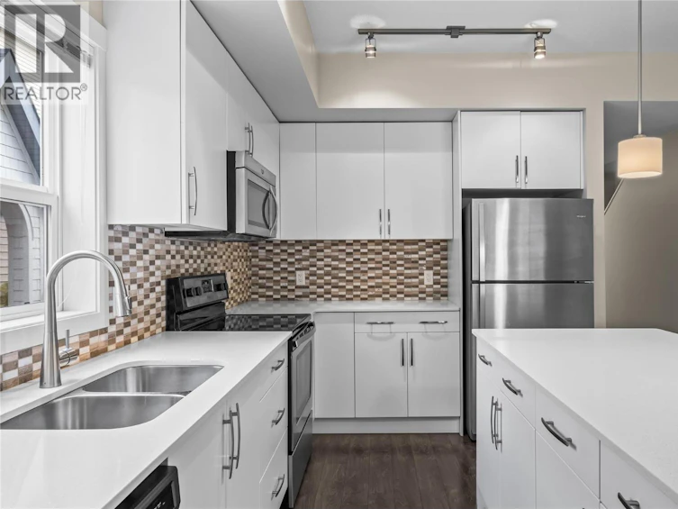 86-680 Old Meadows Road, Kelowna, BC, V1W 5L4 - 9