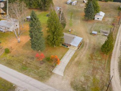 2538 Alexis Road - 4