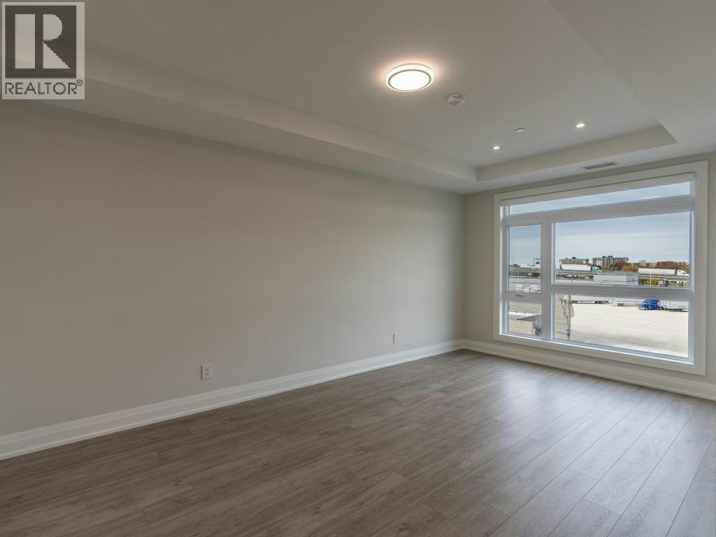 504-1540 Venetian Boulevard, Point Edward, ON, N7T 0A4 - 3