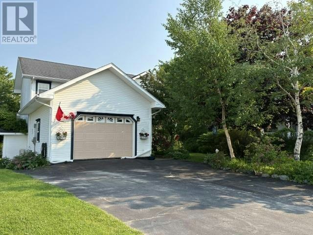 5 Stacey Crescent, Stephenville, NL, A2N 3R6