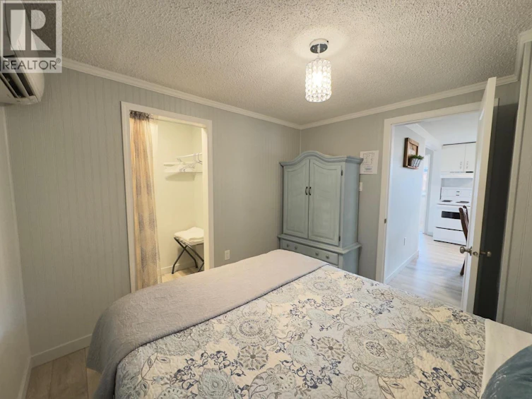 709 Municipal Avenue, Penticton, BC, V2A 2R7 - 22
