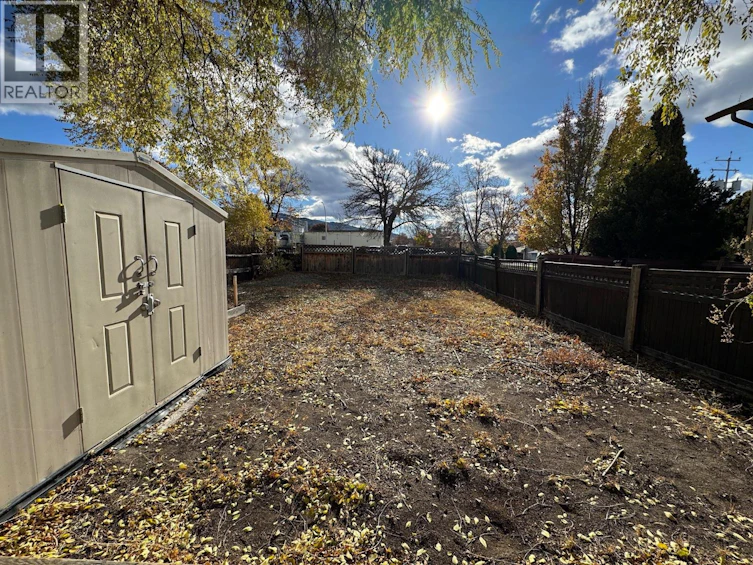 709 Municipal Avenue, Penticton, BC, V2A 2R7 - 32