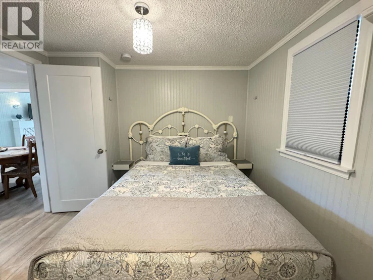 709 Municipal Avenue, Penticton, BC, V2A 2R7 - 23