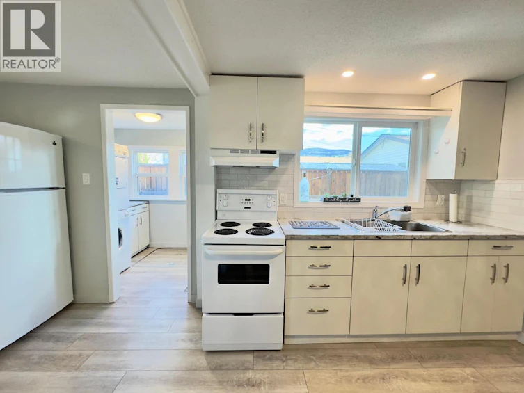 709 Municipal Avenue, Penticton, BC, V2A 2R7 - 4