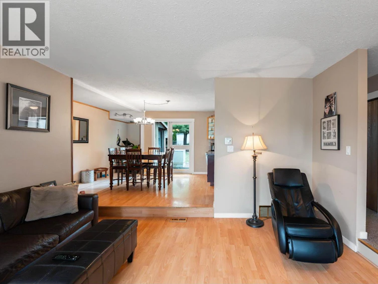 4811 Parkdale Crescent, Kelowna, BC, V1X 6T3 - 9