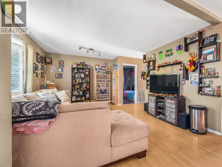 3775 Wood Avenue, Armstrong, BC, V0E 1B2 - 9