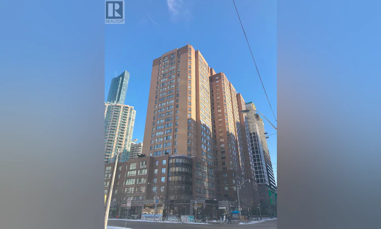 511-633 Bay Street