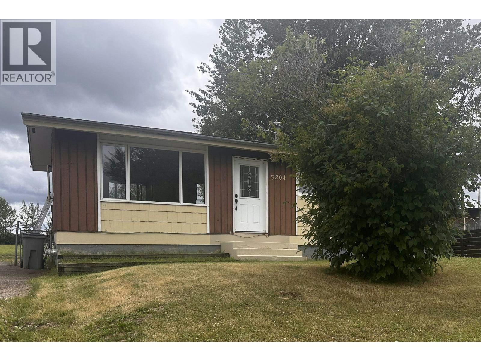 5204 Tamarack Crescent, Fort Nelson, BC, V0C 1R0