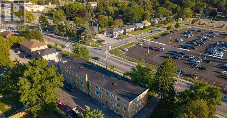 10-232 Elm Street, St. Thomas, ON, N5R 1J5 - 7