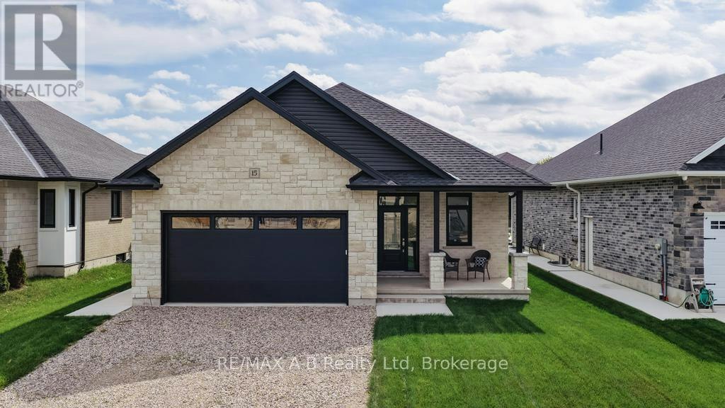 15 Orchard Drive, Stratford, ON, N5A 0J7