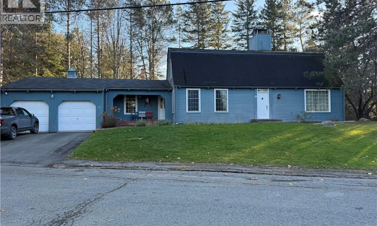 28 Lawson Street