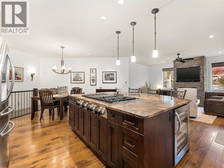 5090 Twinflower Crescent, Kelowna, BC, V1W 5L8 - 11