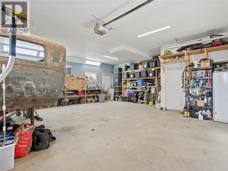 7636 Mountain Drive, Anglemont, BC, V0E 1M8 - 36