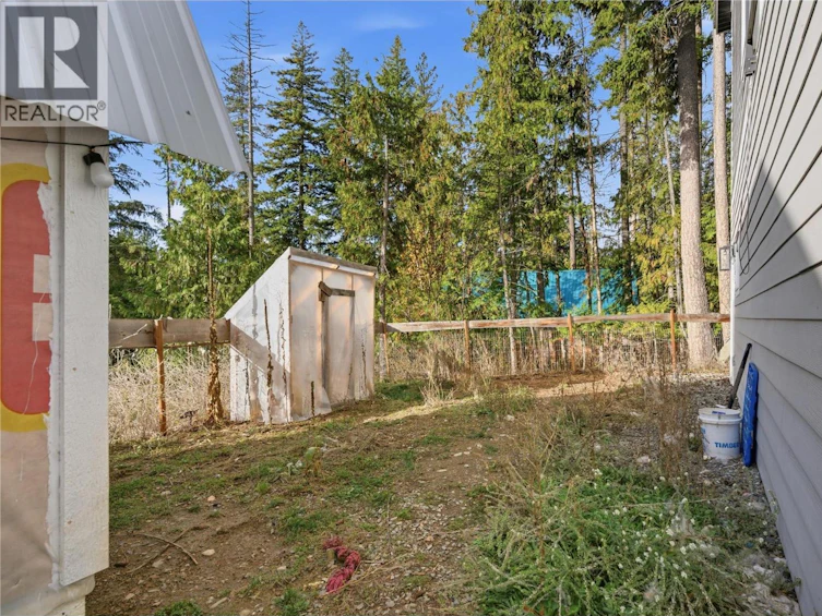 7636 Mountain Drive, Anglemont, BC, V0E 1M8 - 10