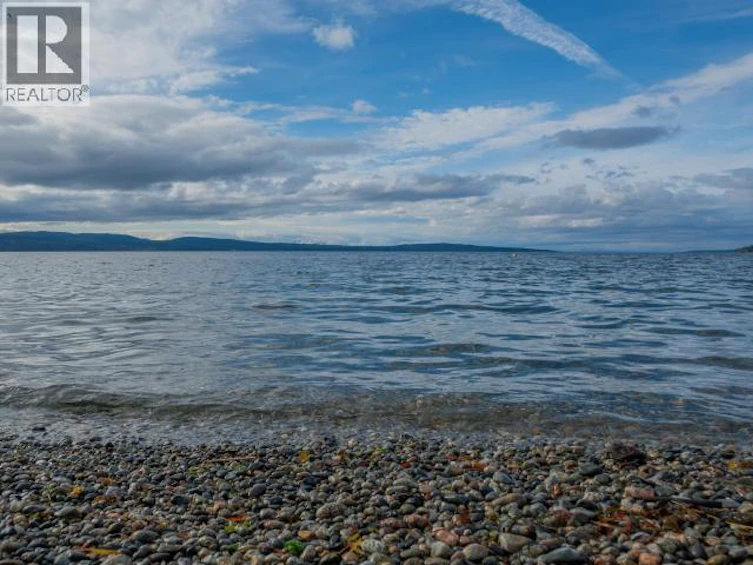 8685 101 Highway, Powell River, BC, V8A 0H2 - 23