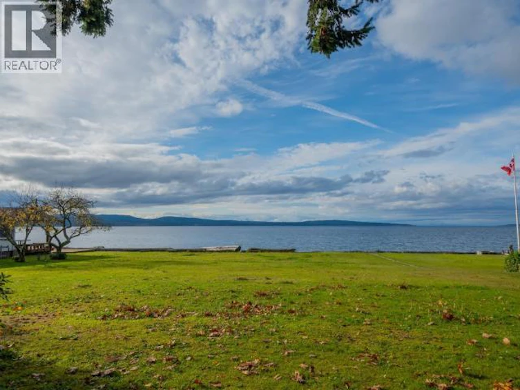 8685 101 Highway, Powell River, BC, V8A 0H2 - 14