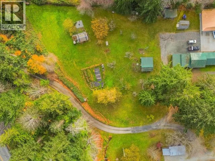 8685 101 Highway, Powell River, BC, V8A 0H2 - 11