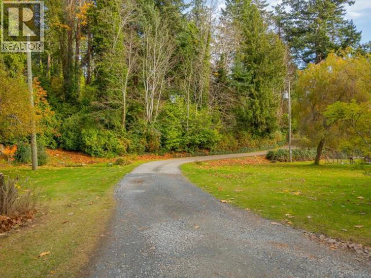 8685 101 Highway, Powell River, BC, V8A 0H2 - 33